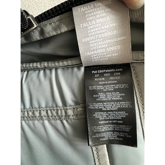 Columbia Sportswear Black Backpack Unisex Daypack XU1678 1951531 Hiking Travel - Picture 9 of 13